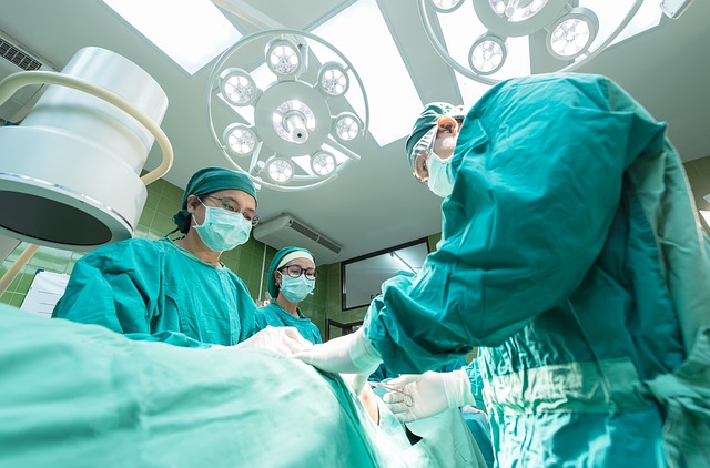 Frais-hospitalisation-complementaire-sante-remboursement-bloc-operatoire-chirurgie